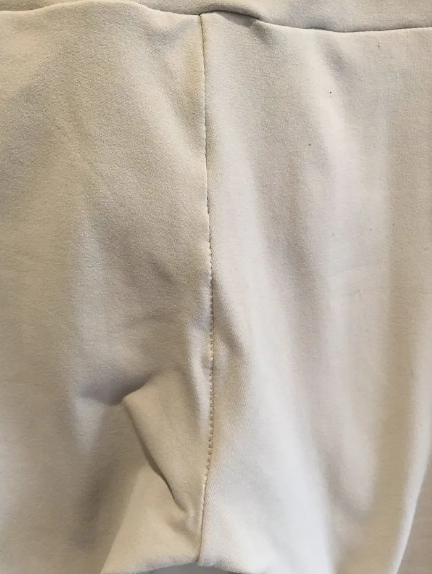 Small MC activewear beige cream leggings