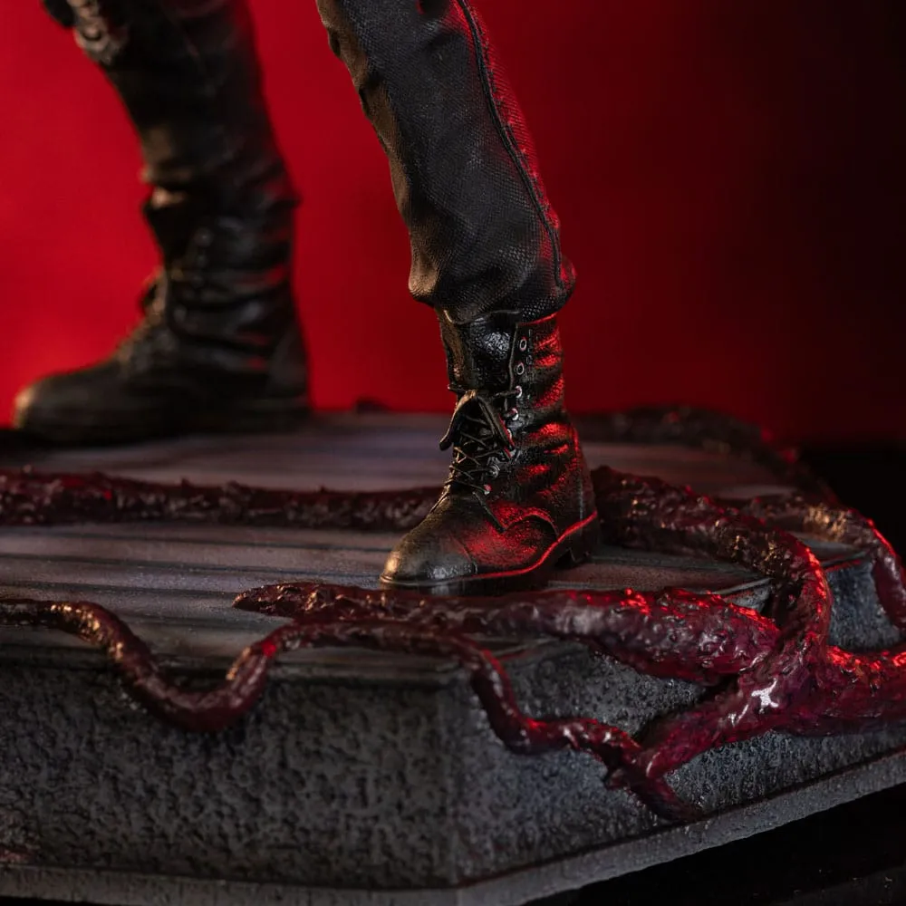 Stranger Things Deluxe Art Scale Statue 1/10 Eddie Munson 20 Cm