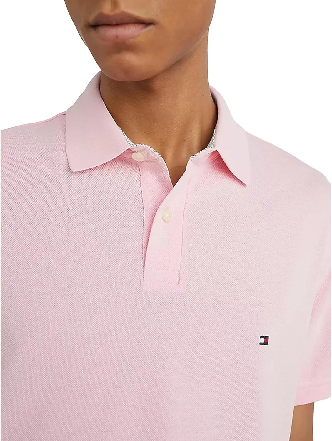 Tommy Hilfiger Men's Short Sleeve Cotton Pique Polo Shirt in Regular Fit 2024 Collection